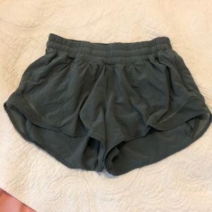 LULU LEMON SHORTS